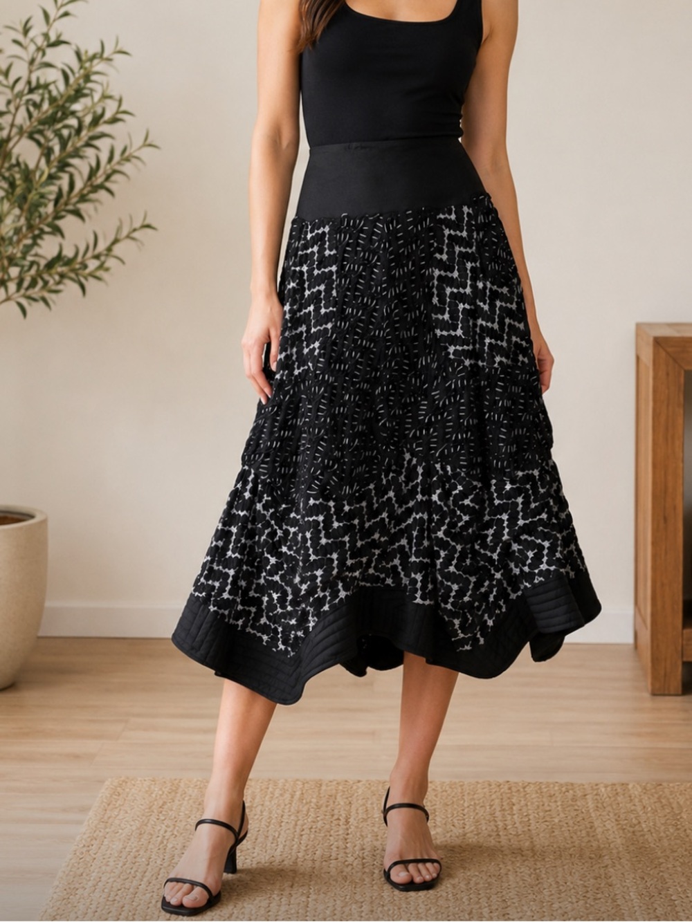 Aimee G Black Patterned Tiered Midi Skirt